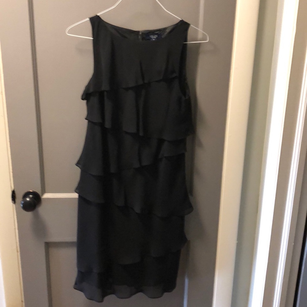 Chaps sleeveless formal dress